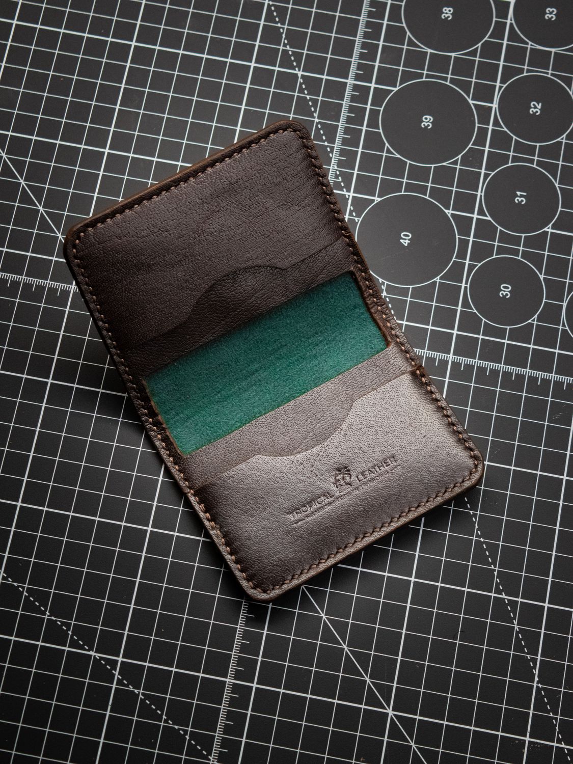 Bifold Cardwallet - Coffee Brown