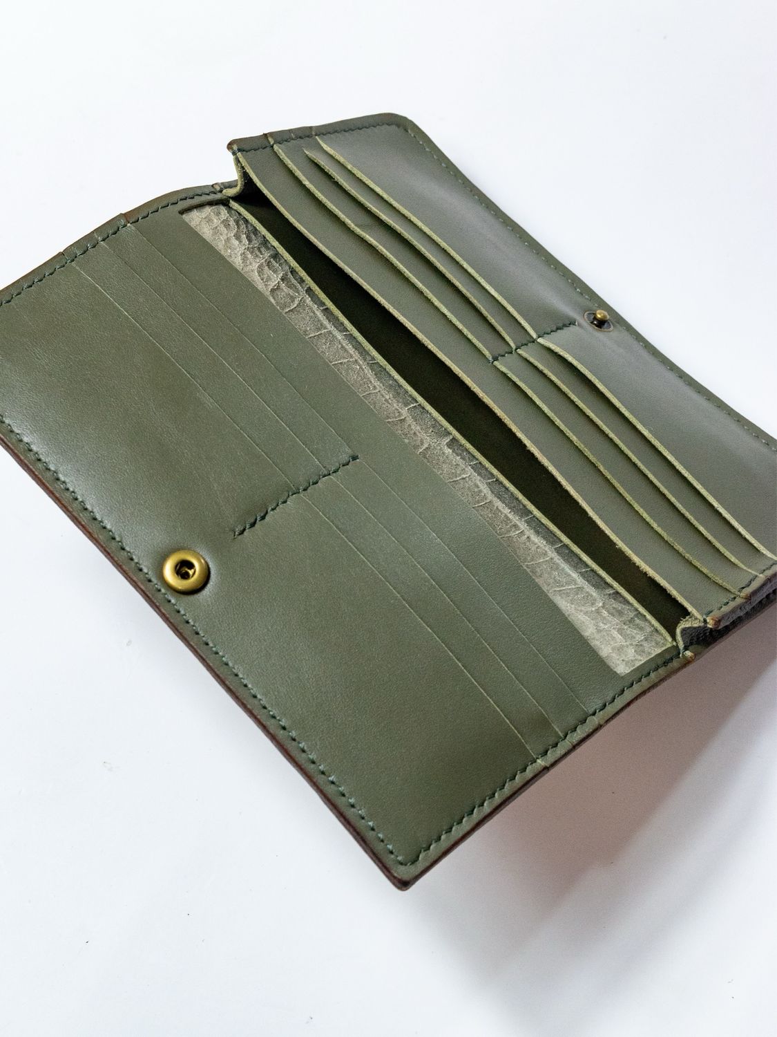 Continental Wallet - Olive Croc