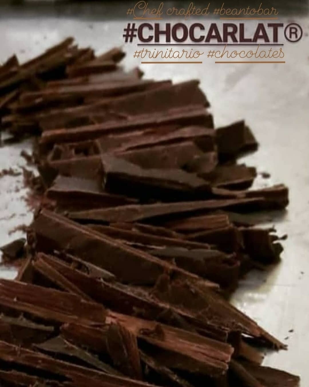 SPECIAL BUNDLE Offer &gt;&gt;&gt; 454g Couverture (White or Dark Chocolate) &amp; 16oz FRESH FRUITS - Strawberry