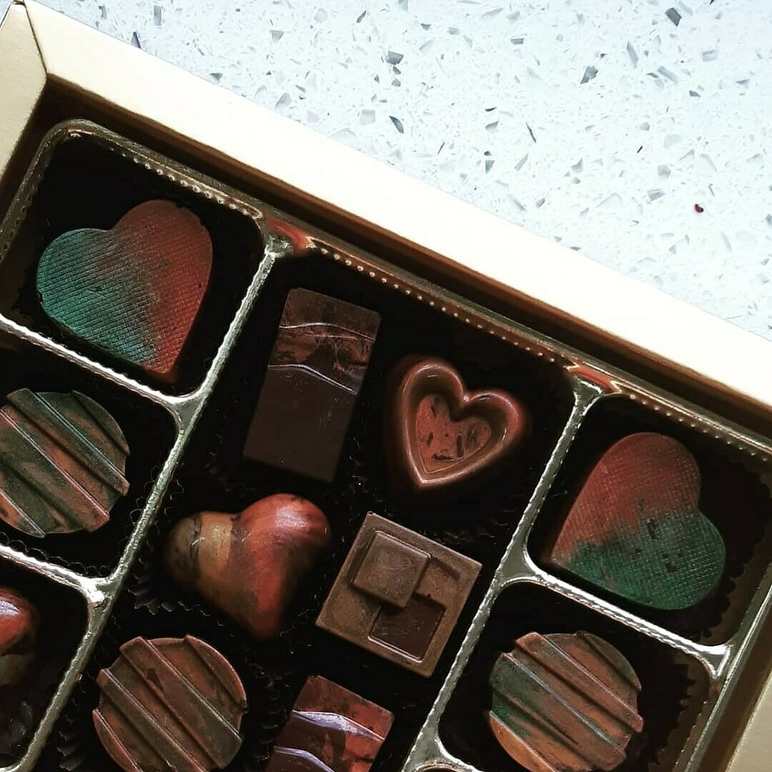 CHOCARLAT 16Piece Luxury Edition Bonbons