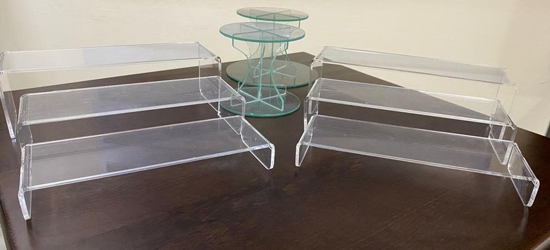 6Piece (Two Sets) Cascading Acrylic Displays