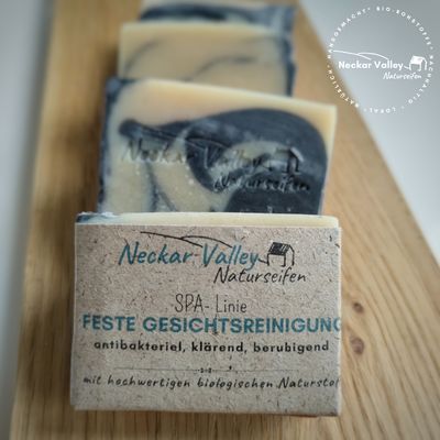 Feste Gesichtsreinigung (SPA-Linie)