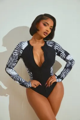 Ivana Long Sleeve Rashguard