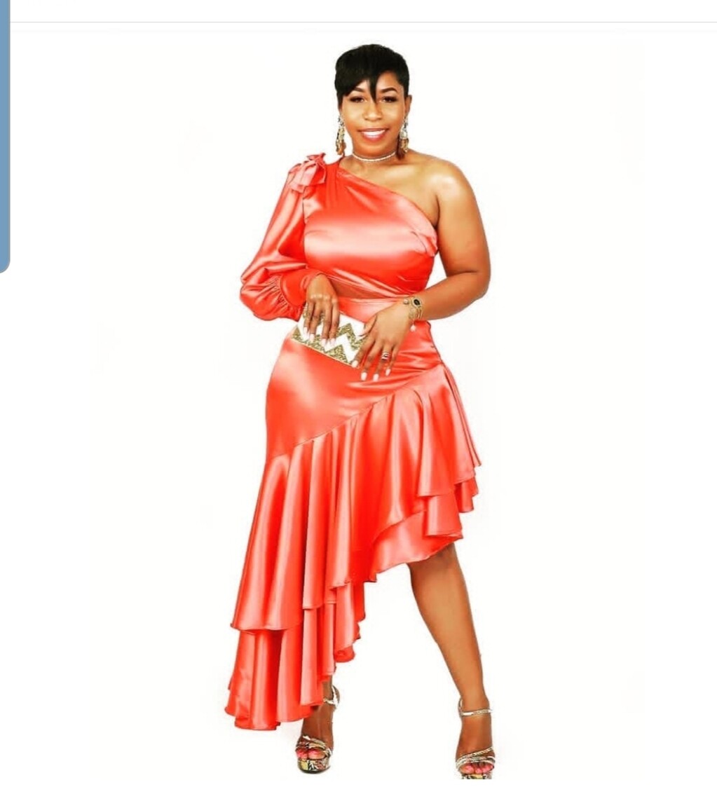 Reddy Keddy Gown