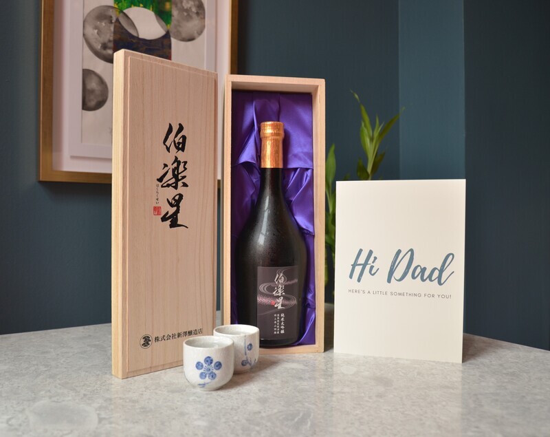 Hakurakusei Tojiakitsu Yamadanishiki Junmai Daiginjo (720ml) Hakurakusei Tojiakitsu Yamadanishiki Junmai Daiginjo (720ml)