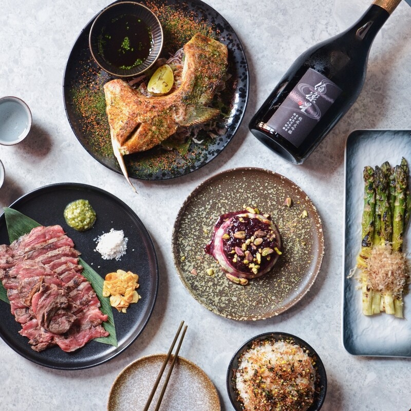 A Feast For Dad (Serves 4-5) A Feast For Dad (Serves 4-5)