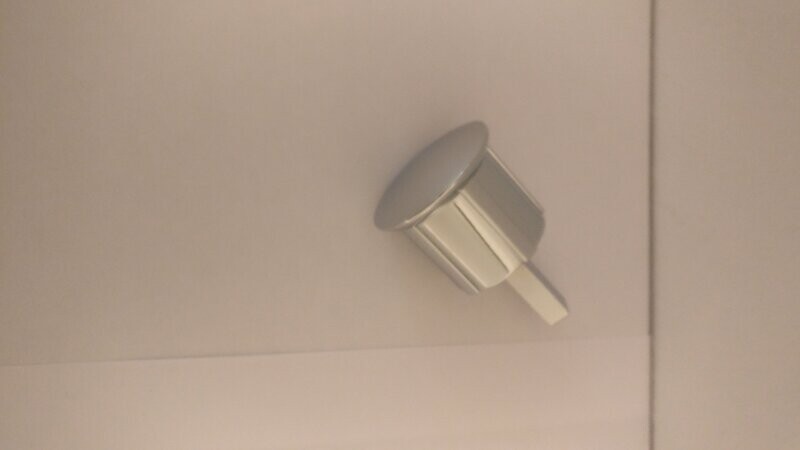 BOUTON PORTE PENDERIE - REF R15030800