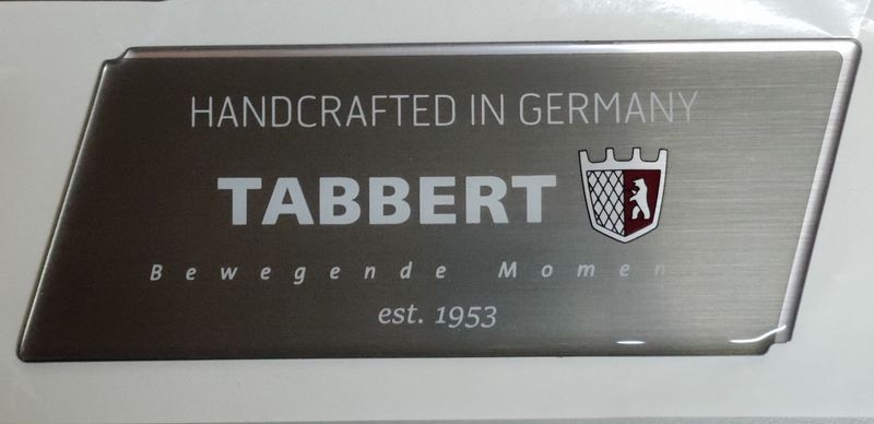 EMBLEME TABBERT MARTELÉ (à côté de la porte) - REF R0401Q22873