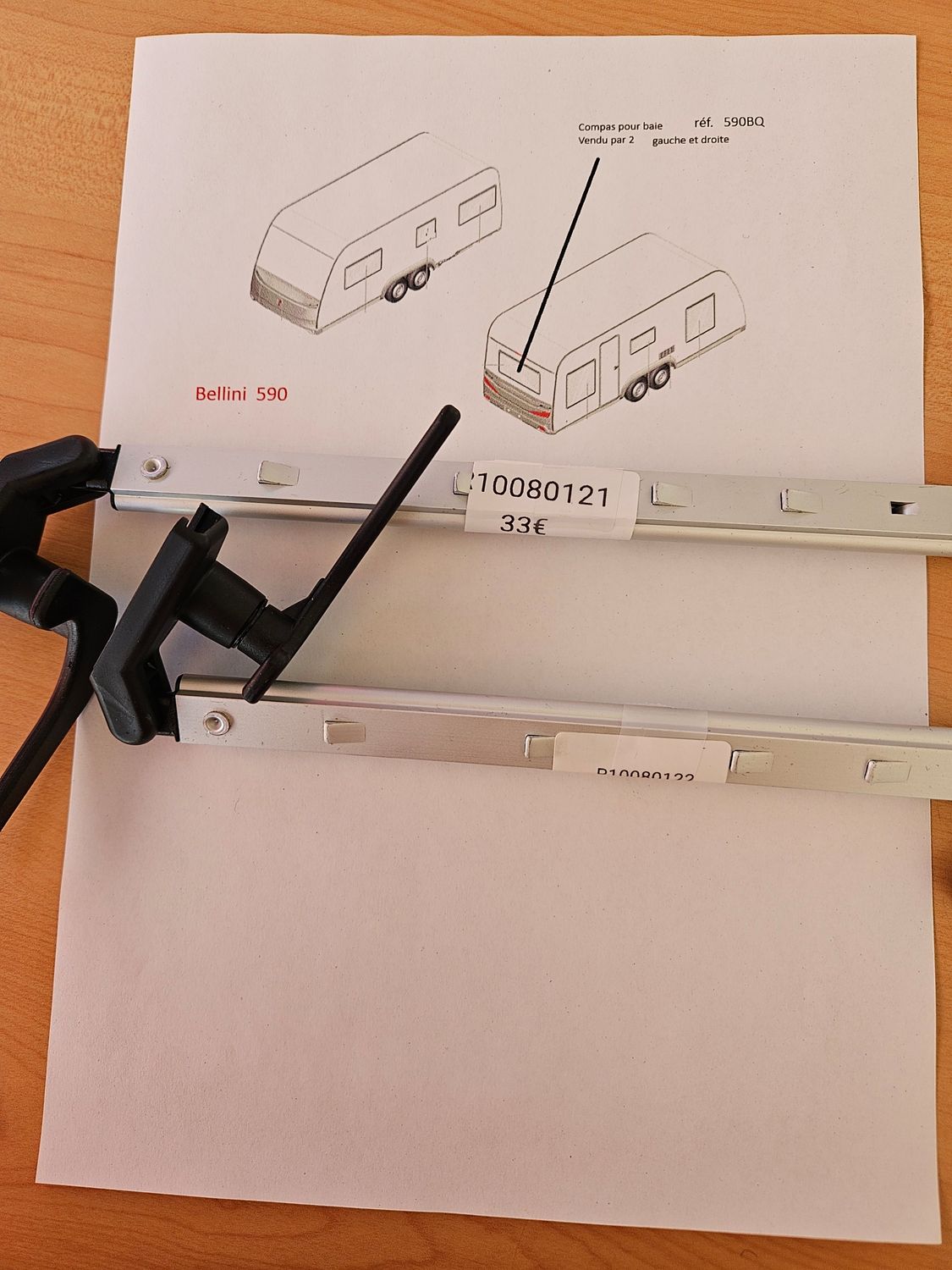Compas pour baie arriere pour 590 bellini vendu par 2