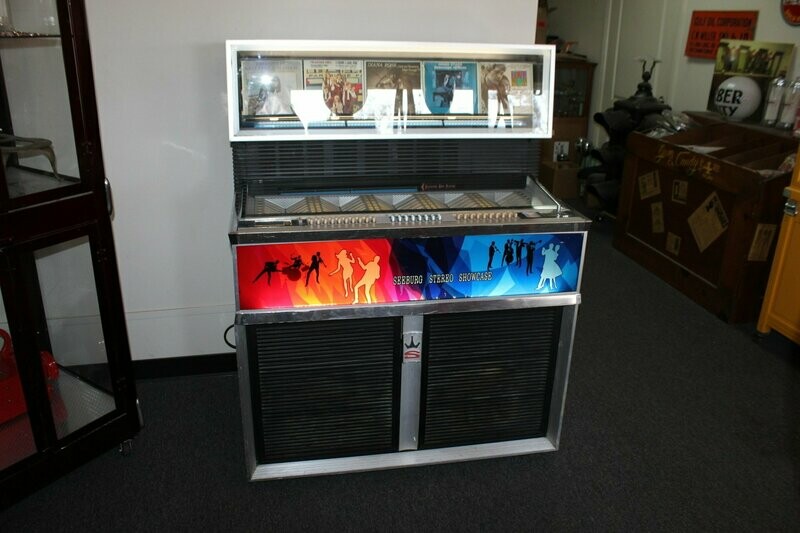 Seeburg Showcase SS160 Jukebox