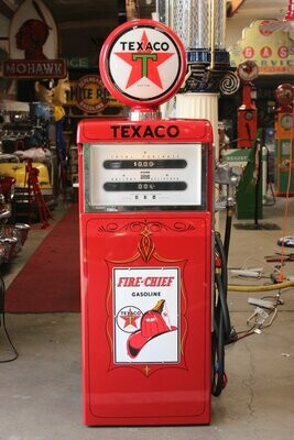 1955 A.O Smith Restored Texaco Themed Gas Pump