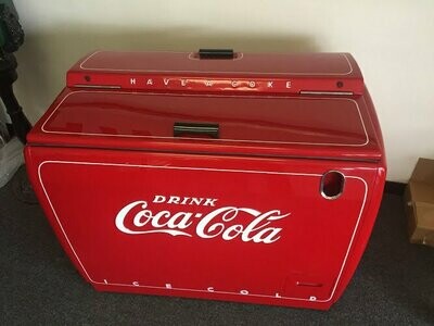 1940's Coca Cola Machine Chest Style
