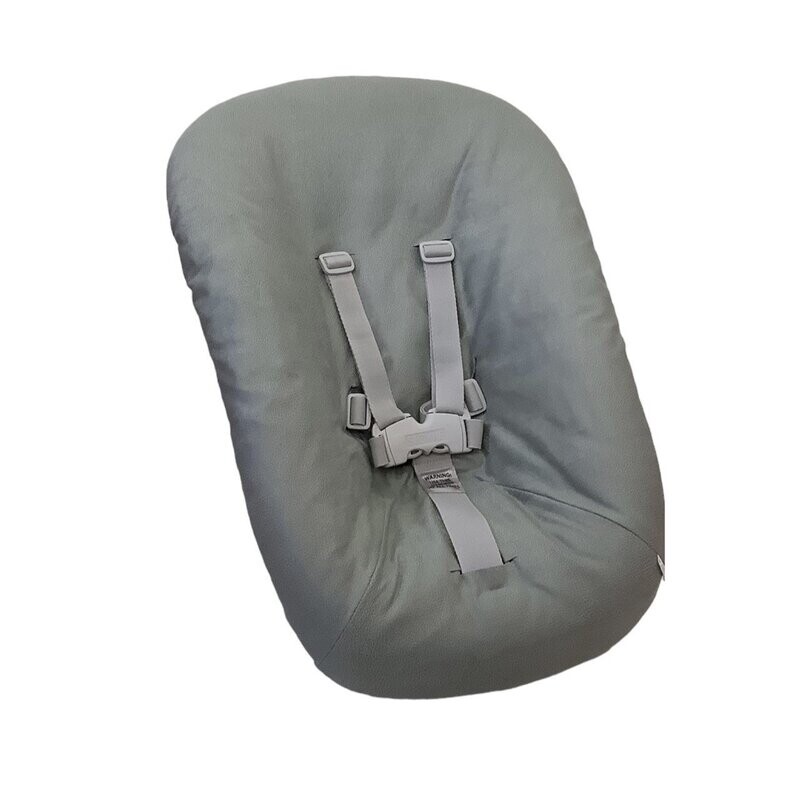 #74 Stokke newborn hoes, Oud groen suéde look. Ook voor Kidsmill up.