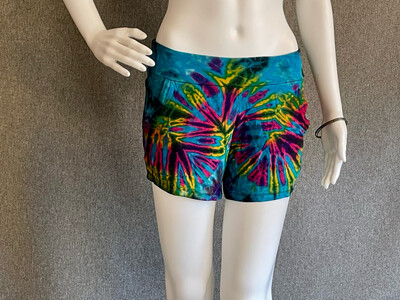Tie-Dyed OG Fixed Waist Booty Shorts With Pockets