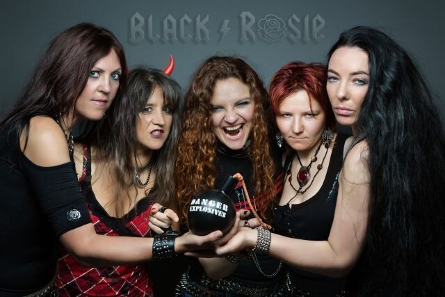 Black/Rosie, Female Tribute to AC/DC, D (Preis zzgl. 10% VVK Gebühr);