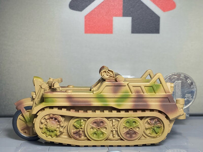 eastbrick Sdkfz2 crawler motorcycle Abs plastic，Camouflage painting，no fig