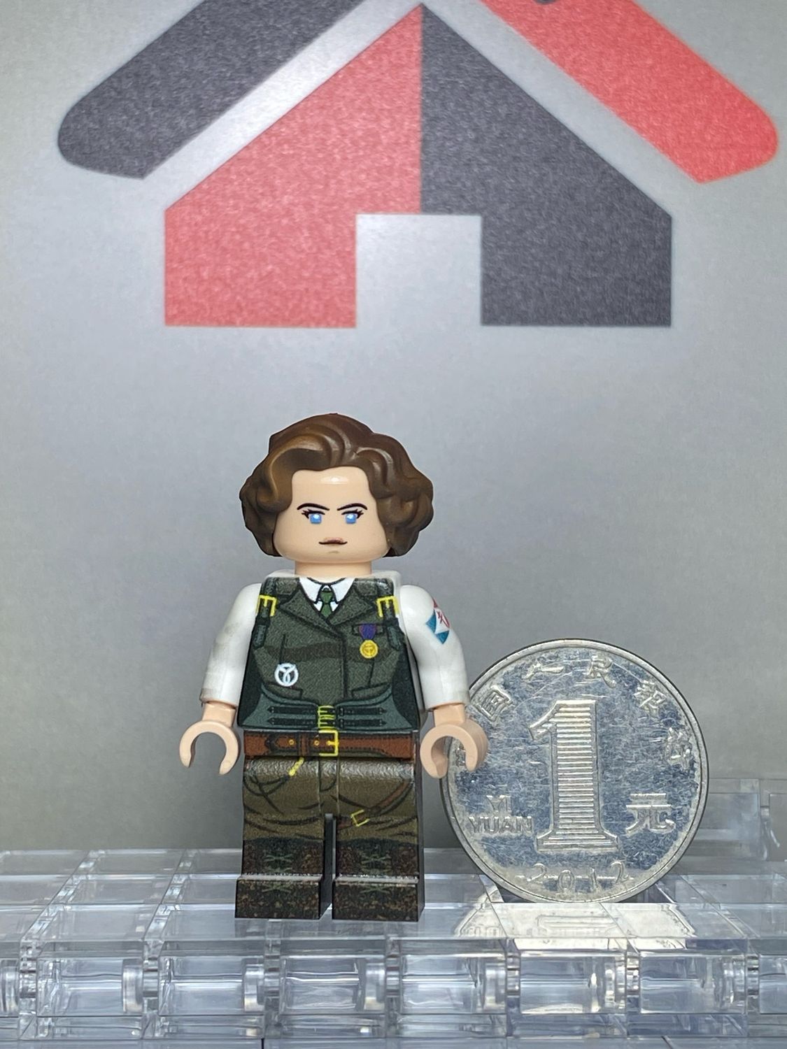 eastbrick custom minifig ww2 Free France female commander