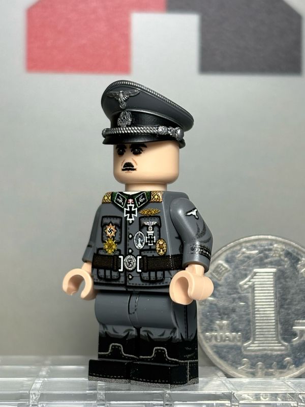 ericmania custom minifig ww2 Oskar Dirlewanger uv printed on lego parts