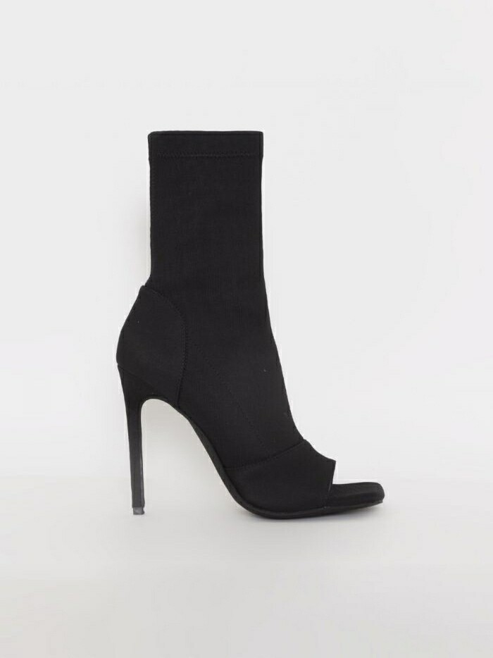 Eve Black