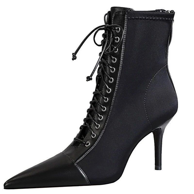 Lesley The Boot