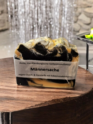 Wellness Geschenkset Black mit Saunatuch und Seife Männersache Wellness Geschenkset Black mit Saunatuch und Seife Männersache