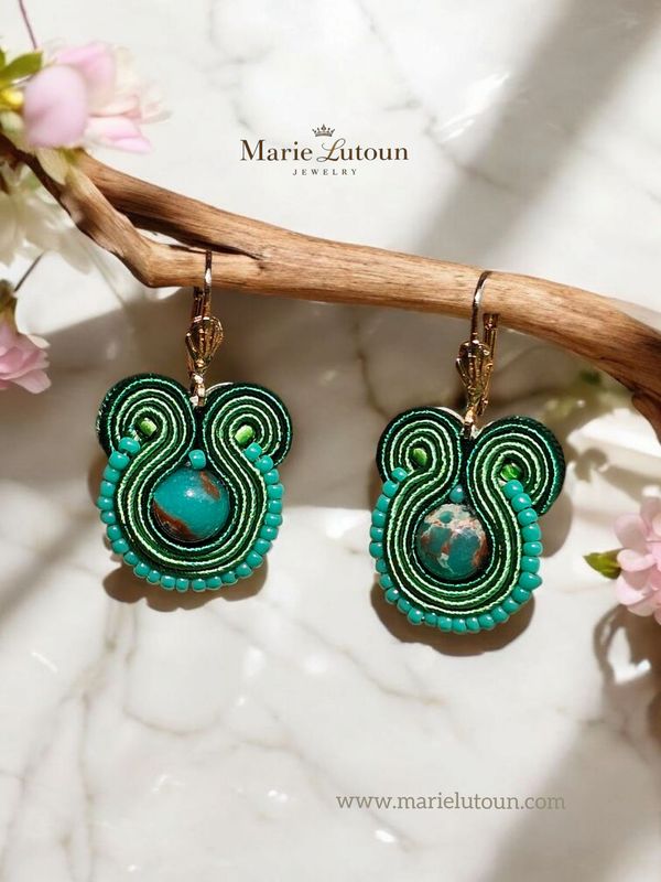 Soutache Ohrringe Malachit Perlen Soutache Ohrringe Malachit Perlen