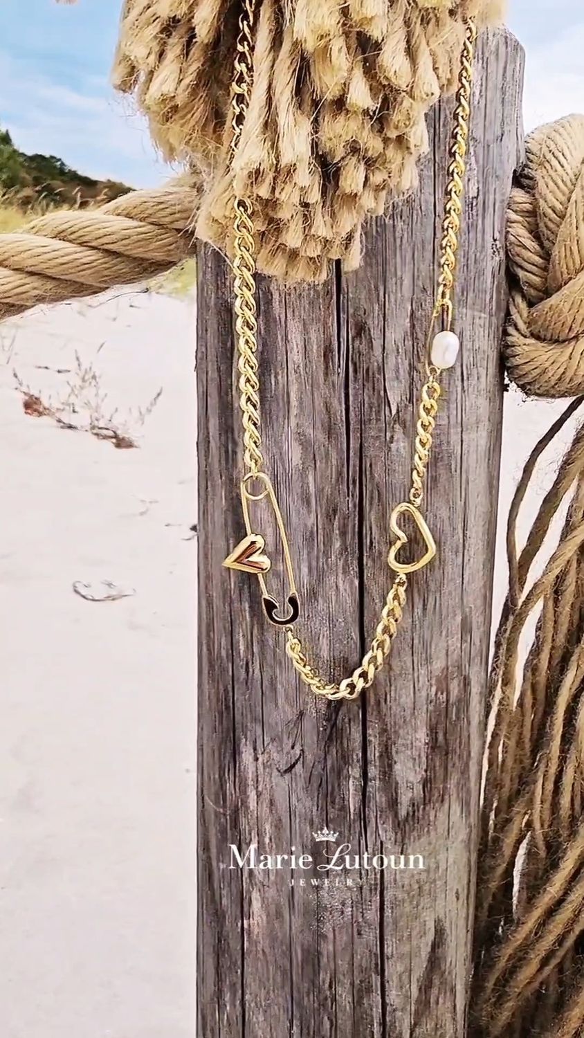 Kette "Sicherheitsnadel & Herz" aus Edelstahl, 18 Karat vergoldet