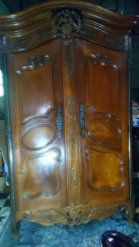 Armoire provençale