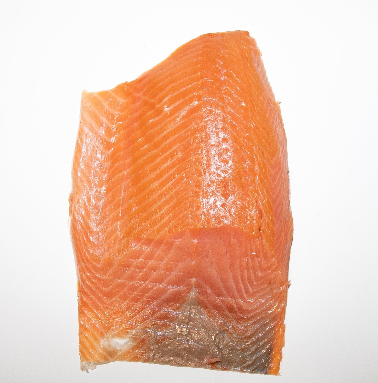 Salmone scozzese tagliato a mano