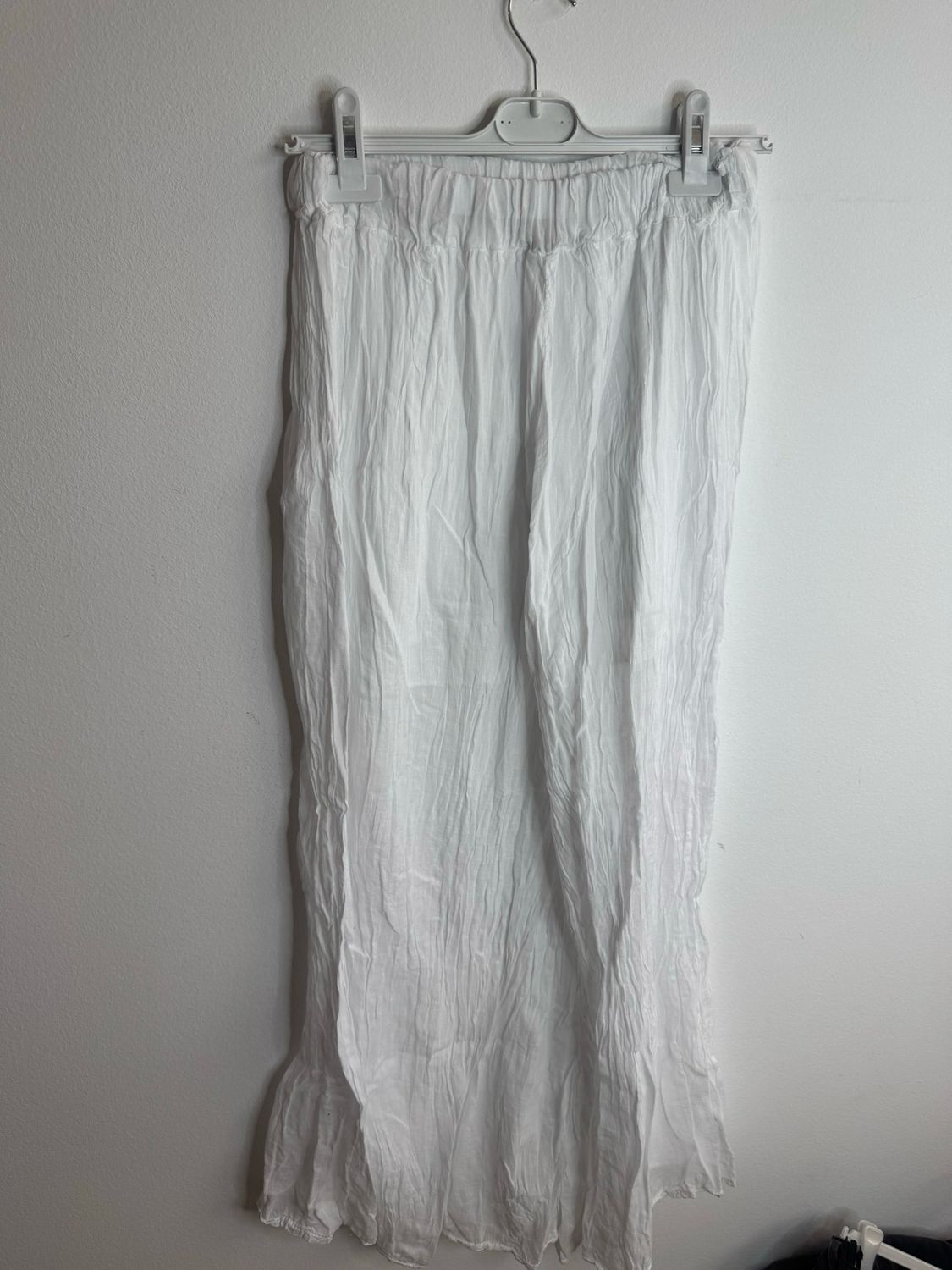 Pantalón blanco textura 
