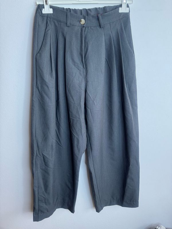 Pantalón con pinzas 