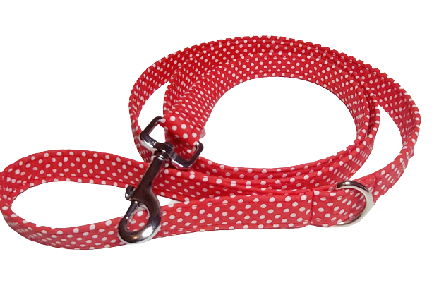 Red spotty fabric 4ft Lead