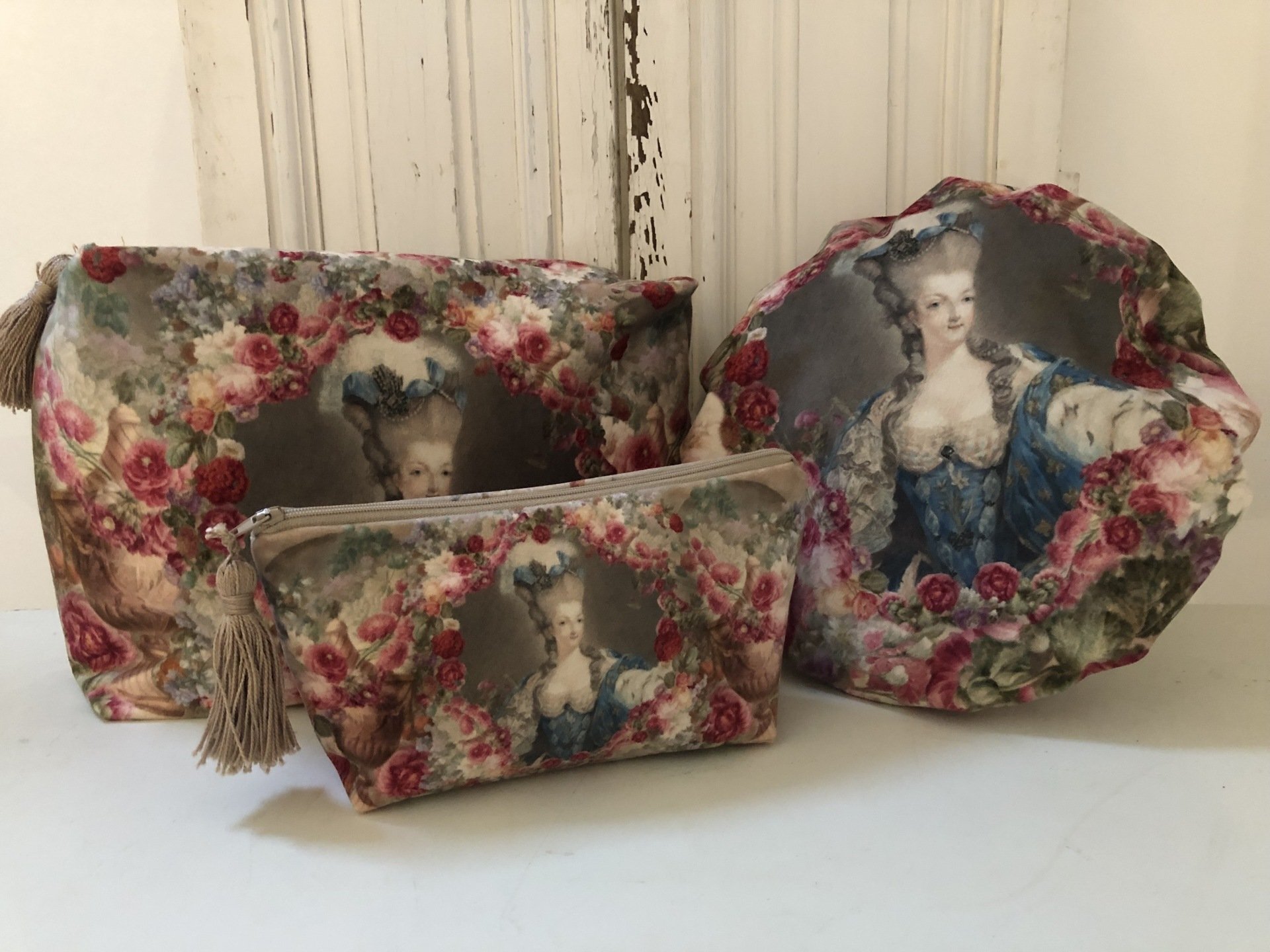 Velvet Washbag Marie Antoinette