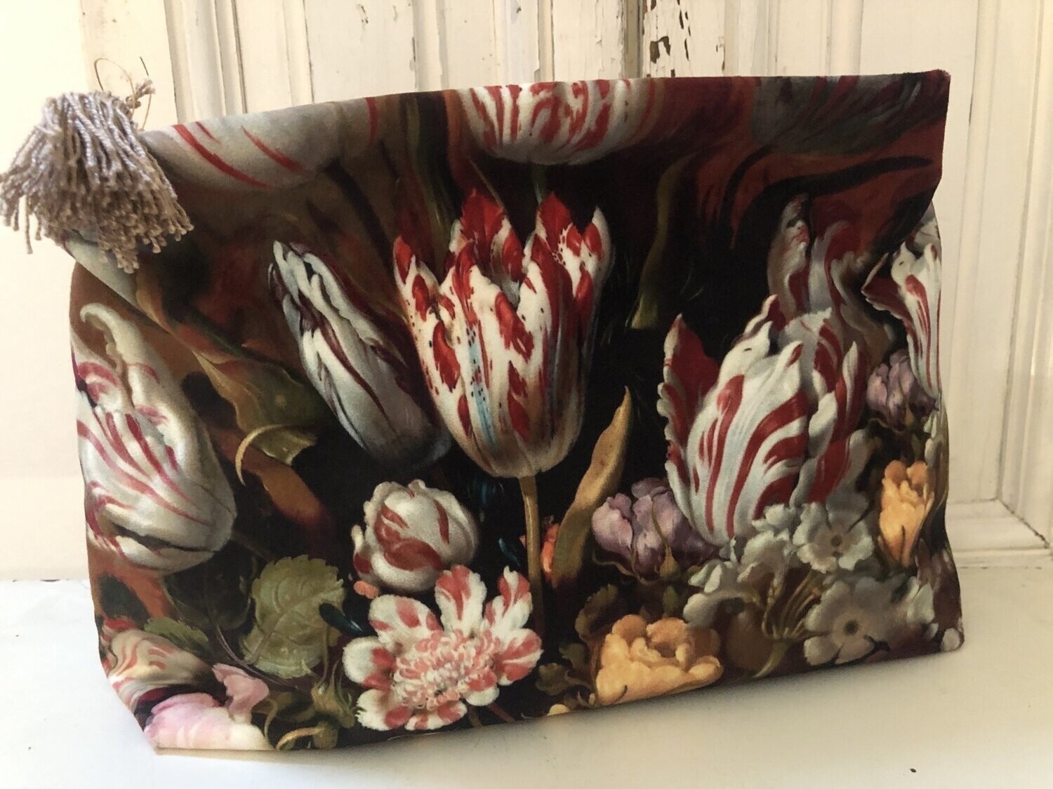 Velvet Washbag Tulips