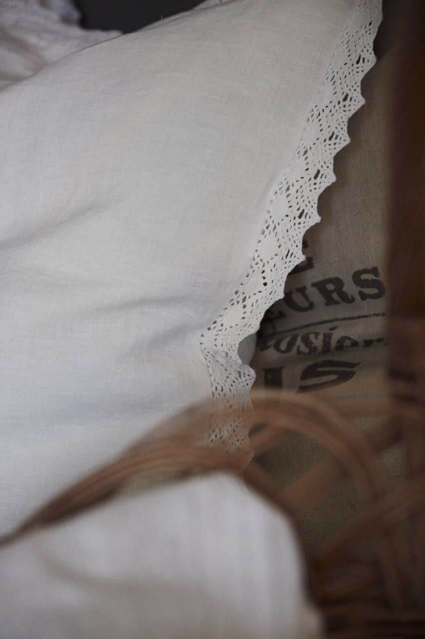 Femme Facon Linen & Lace Cushion Ivory Rectangle