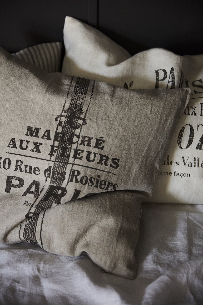 Femme Facon Linen Printed 'Marche' Cushion Rectangle