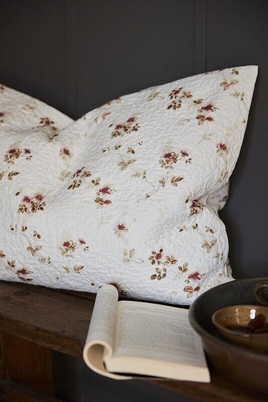 Femme Facon Vintage Bloom Quilted Cushion Rectangle