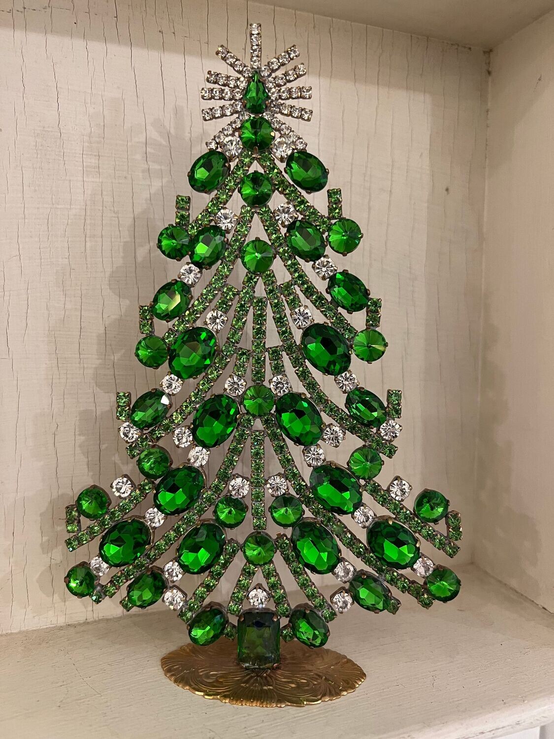 Handmade Glass Christmas Tree Tall Mid Green Design