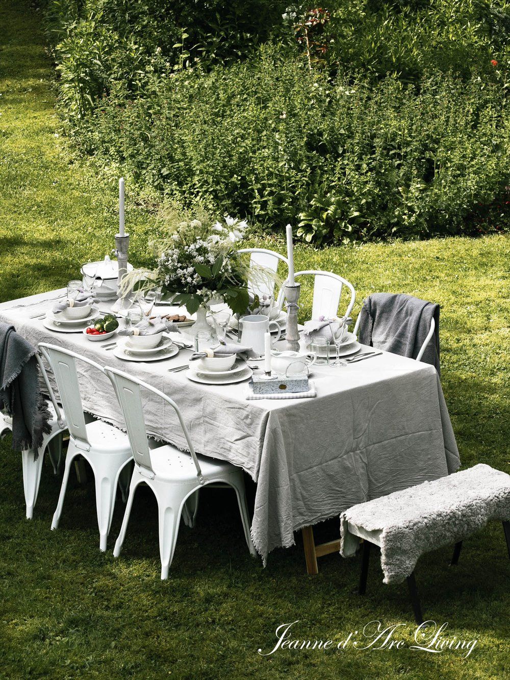 Jeanne d'Arc Living Magazine No. 6 August 2024