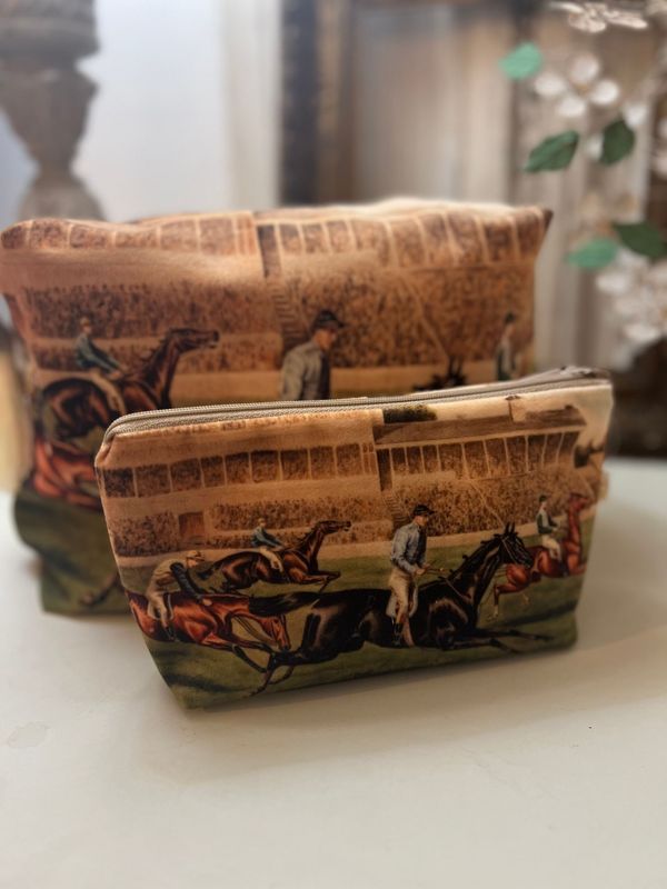 Velvet Cosmetics Bag Parade Velvet Cosmetics Bag Parade