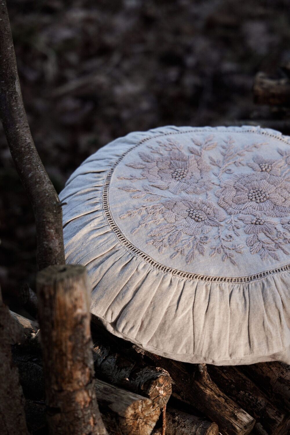 Anne-Mi  Linen Embroidered Cushion Round Natural