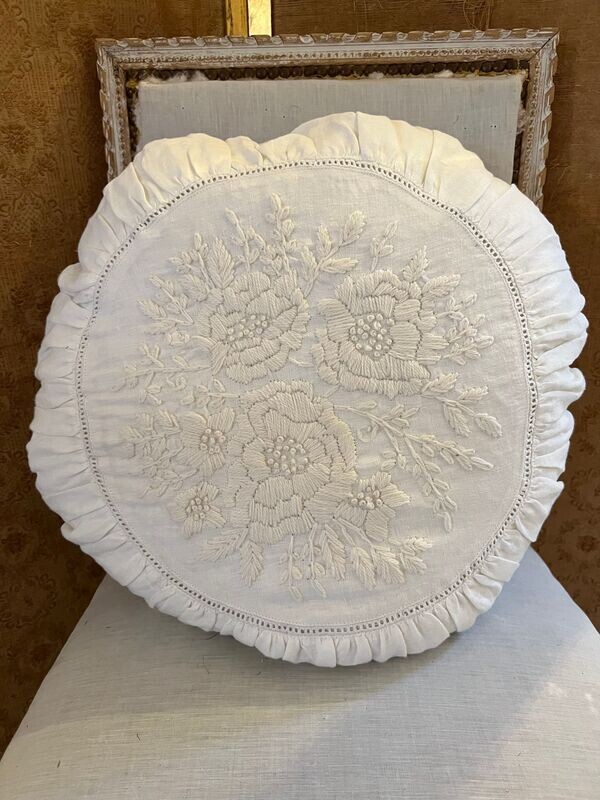 Anne-Mi  Linen Embroidered Cushion Round White