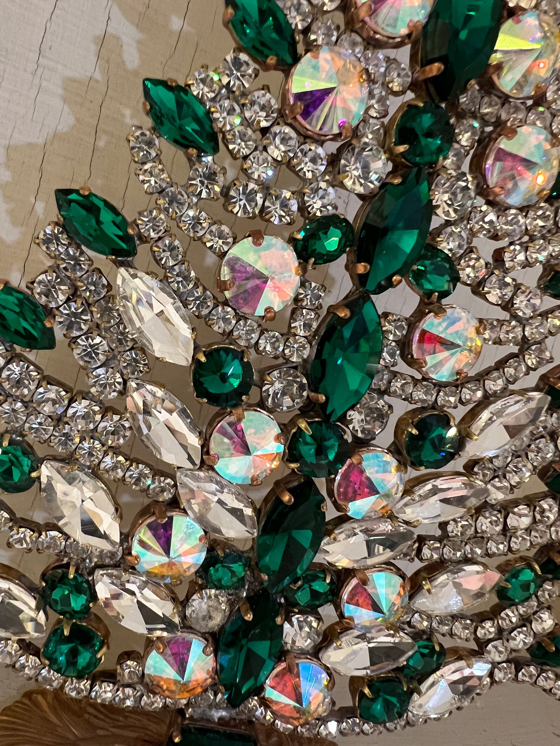 Handmade Glass Christmas Tree Emerald & Aurora Borealis