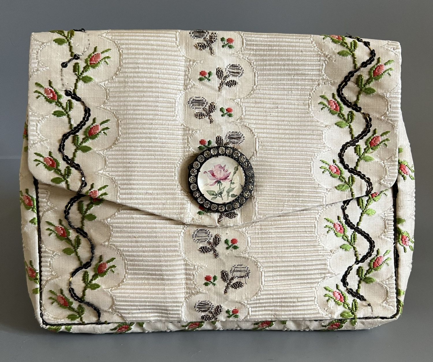 Early 19thc Woven Silk Fabric Purse with Decorative Button