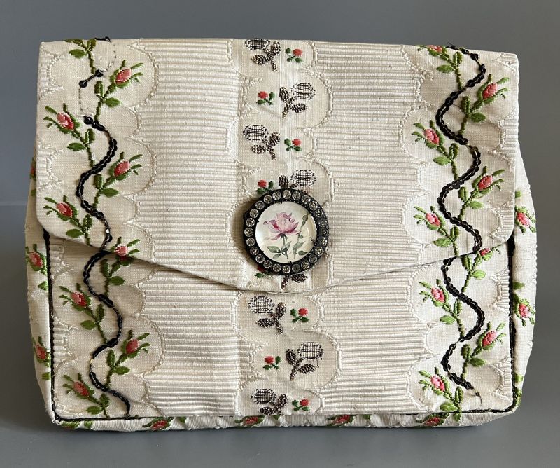 Early 19thc Woven Silk Fabric Purse with Decorative Button
