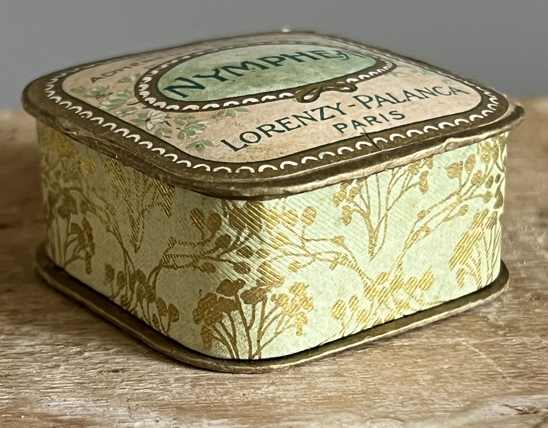 c.1920 Small Unused French Powder Box Nymphea