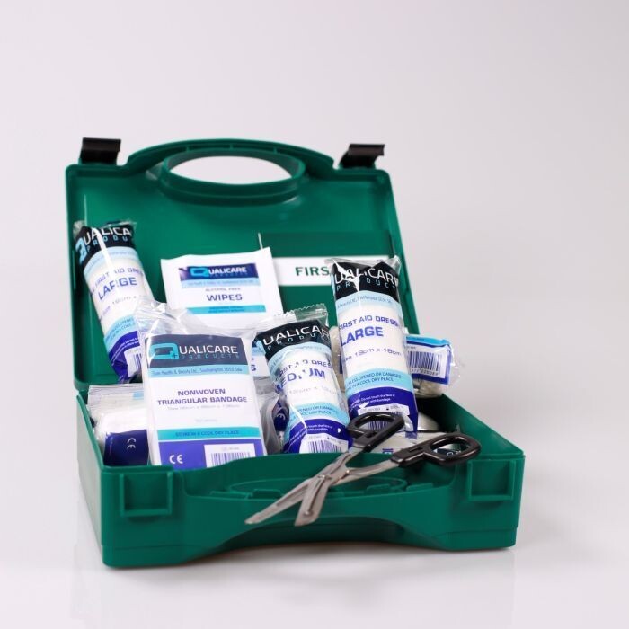 First Aid Kit 11-25 persons w/Burns & Eyewash