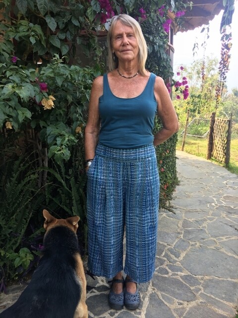 Falda-pantalon or pants-skirt