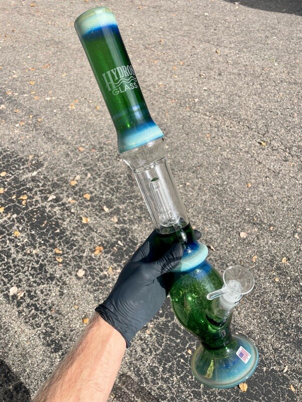 Hydros Glass UFO Perc 20 Inch Bubble