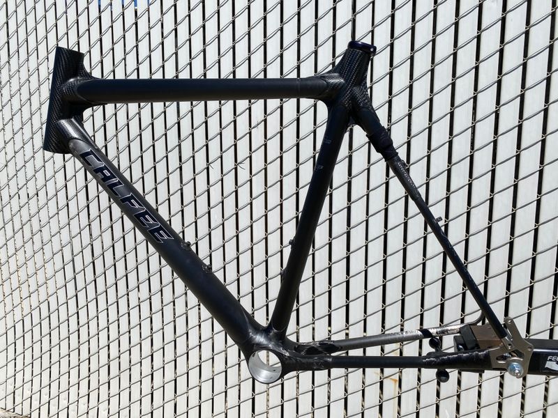 Calfee Manta RS Adventure (Used) 56 cm